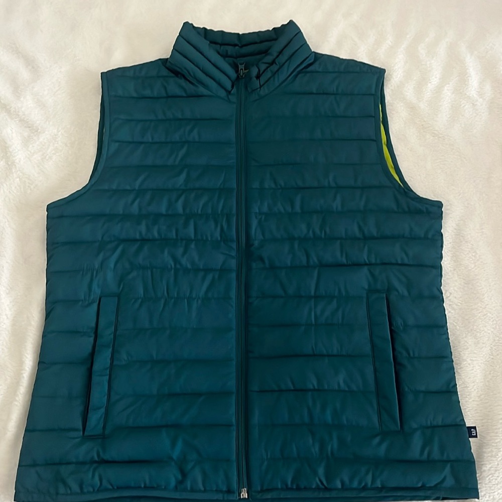 GAP Puffer Vest